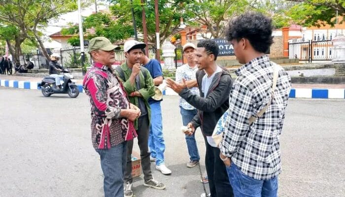 HIMAKURSEL Desak Kominfo Tual, Tuntut Perbaikan Jaringan Kur Selatan