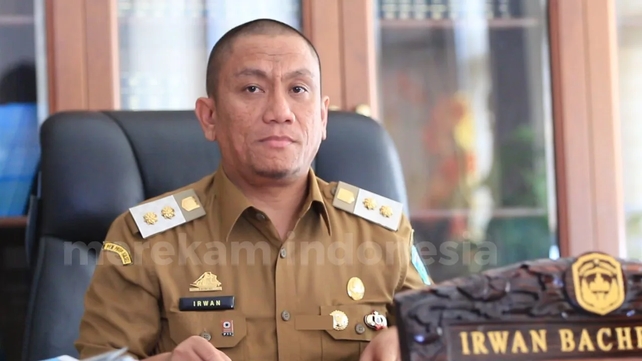 Bupati Luwu Timur, H. Irwan Bachri Syam