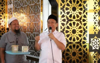 Telah Terpilih, Bupati Irwan Betangkatkan Lima PNS dan PPPK Untuk Umroh Gratis
