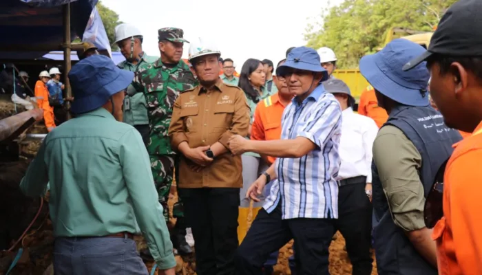 Bupati Irwan Dampingi Dirut MIND ID Tinjau Penanganan Kebocoran Pipa Minyak PTVI