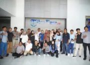 Diskominfo-SP bersama Media Partner Lutim Kunjungi Kantor BKM dan Tribun Timur