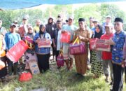 Wabup Puspawati Salurkan Langsung Bantuan Korban Bencana Angin Kencang Angkona ‎