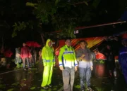 Rem Blong, Bus Bintang Sahira Alami Kecelakaan di Turunan Tabarano Wasuponda