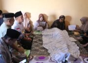Bupati Luwu Timur Melayat ke Rumah Duka Almarhum H. Darwis di Lakawali