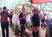 Bupati Irwan Apresiasi Pelestarian Budaya Mappadendang di Burau, Dengarkan Aspirasi Petani