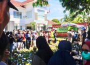 Pastikan Distribusi LPG 3Kg Tepat Sasaran,, Wabup Puspawati Tinjau Pasar Murah