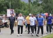Lepas Jalan Sehat IKVI, Bupati Irwan Dorong Dukungan untuk Program Sabtu Sehat Juara