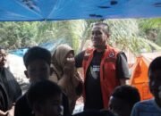 Bupati Luwu Timur Serahkan Bantuan Langsung ke Warga Terdampak Banjir Aceh Tamiang