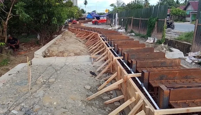 Proyek Gerbang Burau Disorot, PPK Tegaskan Progres Fisik Capai 32 Persen