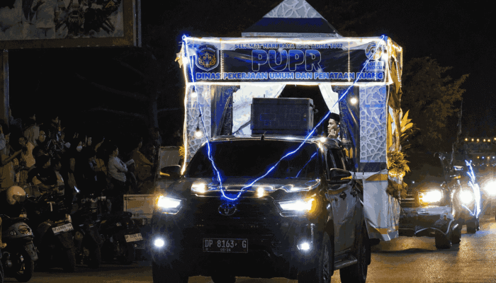 Gemuruh Takbir Warnai Malam Idul Adha di Malili, Sekda Lutim Lepas Peserta Takbir Keliling