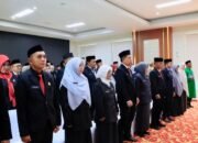 Perkuat Kinerja Pelayanan Publik, Bupati Irwan Lantik Pejabat Administrator dan Fungsional