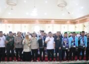 Di Lepas Bupati Irwan, 28 CJH Luwu Timur Menuju Tanah Suci ‎ ‎