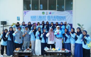 Penuh Tawa dan Kebersamaan, Ratusan Lansia Senam Sehat Bersama Wabup Puspawati