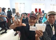 bantuan lansia kartu atm