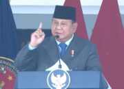 Prabowo Lantik 1.204 Pamong Praja Muda di Sumedang