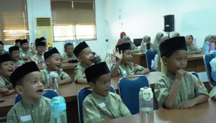 Kadis Kominfo-SP Apresiasi Pembinaan Public Speaking Sejak Dini SD IT Insan Rabbani