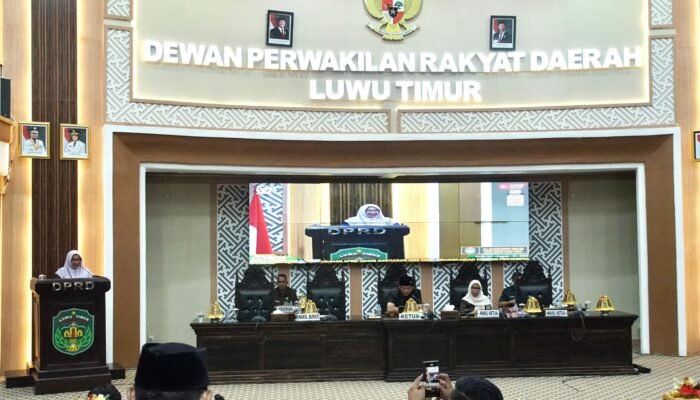 Wabup Puspawati Serahkan Ranperda Perubahan APBD 2026 ke DPRD Lutim