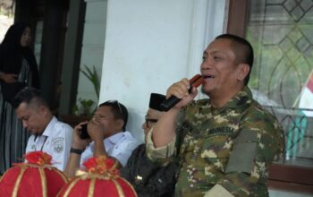 Blusukan di Sorowako, Bupati Luwu Timur Kirim Bus Sekolah Besok