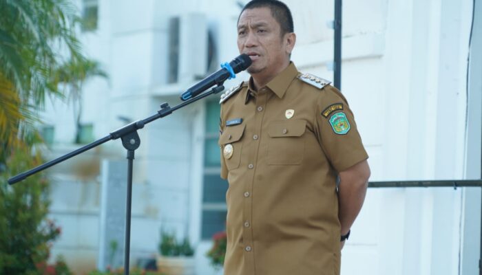 Bupati Irwan Ancam Sanksi Tegas ASN Lutim yang Sering Terlambat