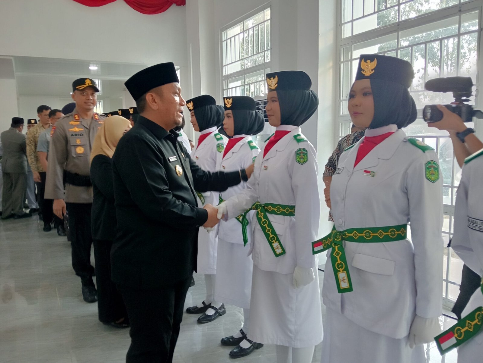 pengukuhan paskibraka luwu timur