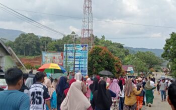 Ratusan Warga Lampia Turun Jalan, Dukung Penuh PSN Luwu Timur