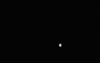Vacuum Birefringence Terdeteksi di Magnetar, Ruang Hampa Ternyata Tak Kosong