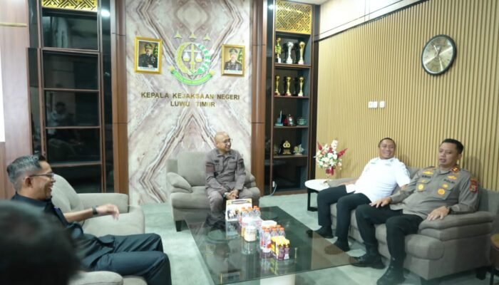 HUT Kejaksaan ke-81, Bupati Irwan Tegaskan Sinergi Antar Lembaga Kunci Lutim Tetap Kondusif